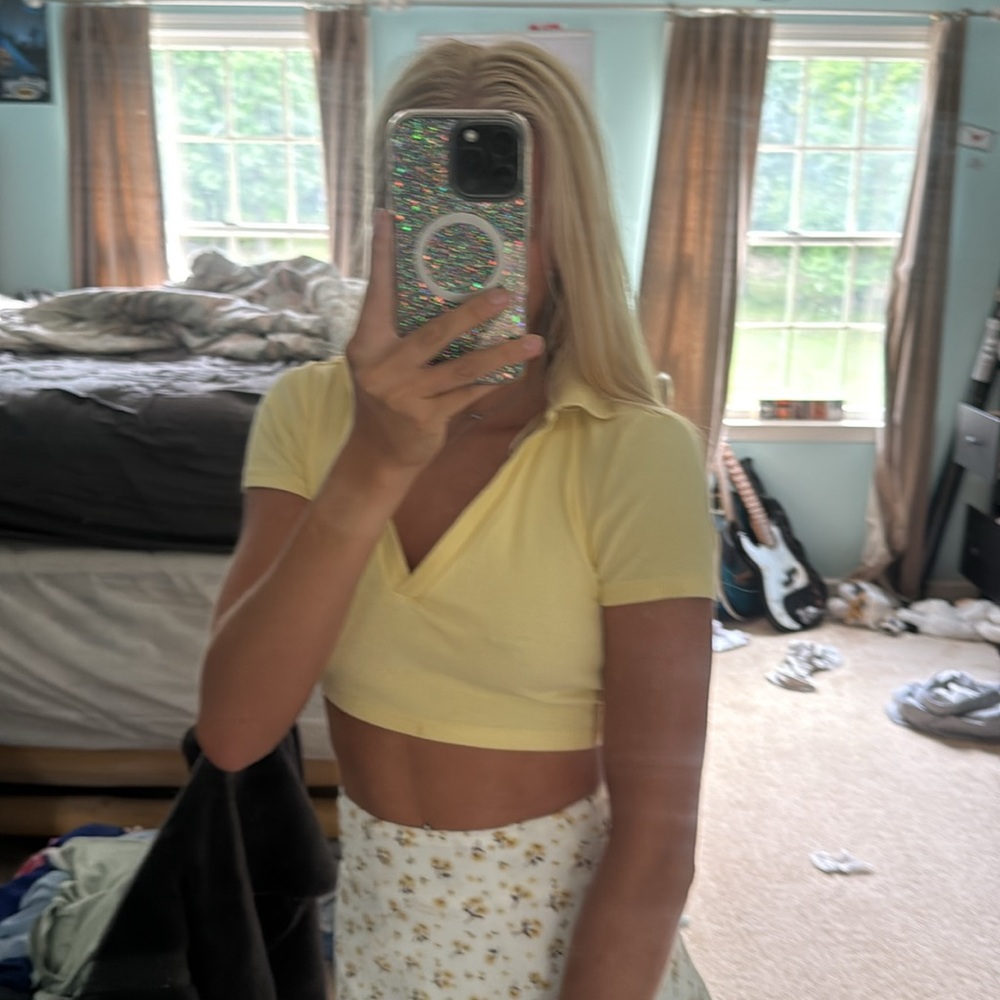 ZARA Yellow Collared Neck Short Sleeve Top - Picture 2 of 4